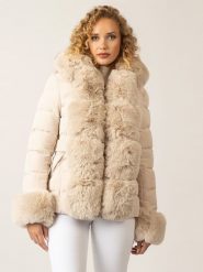 APART Kurtka zimowa w kolorze beżowym rozmiar: 42. Brązowe kurtki damskie Apart, na zimę, bez wzorów, z puchu, bez kaptura. Za 592.99 zł.