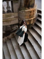 Maison héritage PARIS Skórzany shopper bag "Perle" w kolorze ciemnozielonym - 54 x 44 cm rozmiar: onesize. Zielone shopper bag maison héritage PARIS, bez wzorów, z materiału, na ramię, bez dodatków. Za 478.99 zł.