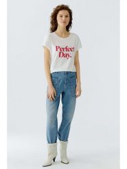 Oui Koszulka w kolorze białym rozmiar: 44. Białe bluzki damskie Oui, bez wzorów, bez kołnierzyka, bez ramiączek. Za 126.99 zł.