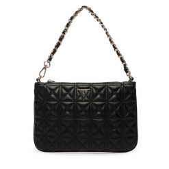 Torebka Guess. Czarne torebki klasyczne damskie Guess, bez dodatków. Za 269.99 zł.