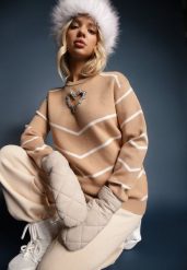 Beżowy Sweter z Wiskozą w Paski Ozdobiony Wycięciem w Kształcie Serca z Cyrkoniami Temireli. Brązowe swetry klasyczne damskie Renee, m, z wiskozy, bez kołnierzyka. Za 84.99 zł.