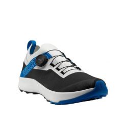 Buty do biegania w terenie Millet Intense Pro Boa startowe. Czarne obuwie sportowe damskie Millet, z tkaniny, bez zapięcia, do biegania. Za 989.00 zł.