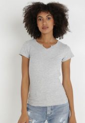 Jasnoszary T-shirt Thonilacia. Szare t-shirty damskie Born2be, s, z aplikacjami, z bawełny, bez kołnierzyka. Za 19.99 zł.