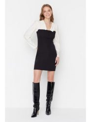 Trendyol Sukienka w kolorze biało-czarnym rozmiar: 38. Białe sukienki damskie Trendyol, bez wzorów, bez ramiączek. Za 60.99 zł.