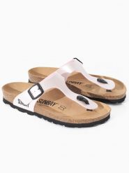 Sunbay Japonki "Camelia" w kolorze jasnoróżowym rozmiar: 37. Różowe klapki damskie Sunbay, bez wzorów, ze skóry, z otwartym noskiem, bez obcasa, bez zapięcia. Za 140.53 zł.
