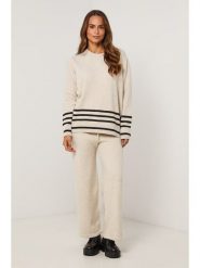 Soft Cashmere 2-częściowy zestaw w kolorze kremowym rozmiar: 40/42. Brązowe swetry klasyczne damskie Soft Cashmere, bez kołnierzyka. Za 195.99 zł.