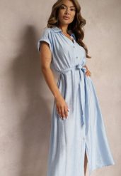 Niebieska Rozkloszowana Sukienka o Koszulowym Kroju Ozdobiona Paskiem w Talii i Guzikami Rosofia. Niebieskie sukienki damskie Renee, bez wzorów, eleganckie, bez ramiączek. W wyprzedaży za 99.99 zł.