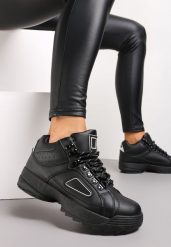 Czarne Sneakersy na Grubej Podeszwie z Przeszyciami Junali. Czarne obuwie sportowe damskie Renee, bez zapięcia. Za 49.99 zł.