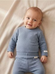 Bawełniany komplet: koszulka i legginsy - granatowy. Niebieskie legginsy damskie Sinsay, l, bez wzorów, z bawełny. Za 22.99 zł.