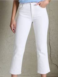 Jeansy flare high waist - biały. Białe jeansy damskie Sinsay, z podwyższonym stanem. W wyprzedaży za 39.99 zł.