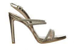 Sandały Bayla-187 589-1729 Gold 187131, Złoty, Skóra ekologiczna - 40. Żółte sandały damskie Bayla, bez wzorów, z materiału, bez obcasa, na platformie, bez zapięcia. W wyprzedaży za 152.10 zł.