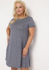 Granatowa Wiskozowa Sukienka w Mozaikowy Wzór o Rozkloszowanym Kroju Faellina. Niebieskie sukienki damskie Born2be, bez wzorów, z wiskozy, bez ramiączek. Za 69.99 zł.