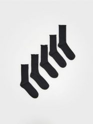 Skarpety 5 pack - czarny. Czarne skarpetki damskie Reserved, bez wzorów. W wyprzedaży za 39.99 zł.