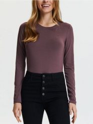 Koszulka z długimi rękawami - fioletowy. Fioletowe koszulki damskie Sinsay, l, bez wzorów, bez kołnierzyka, bez ramiączek. Za 35.99 zł.