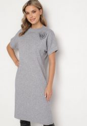 Szara Sukienka z Wiskozą Bawełną i Odpinanym Kwiatem 3D Zeiada. Szare sukienki damskie Born2be, bez wzorów, z bawełny, bez ramiączek. W wyprzedaży za 101.99 zł.