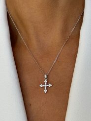 DI GIORGIO Srebrny naszyjnik z cyrkoniami - dł. 45 cm rozmiar: onesize. Szare naszyjniki damskie DI GIORGIO, z cyrkonią, srebrne. Za 126.75 zł.