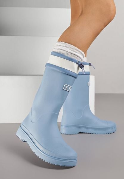 Niebieskie Kalosze ze Ściąganą Cholewką i Napisem Oveslia. Niebieskie kalosze damskie Born2be, bez wzorów, z jeansu. Za 79.99 zł.