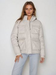 Steve Madden Kurtka przejściowa w kolorze jasnoszarym rozmiar: S. Szare kurtki damskie Steve Madden, s, bez wzorów, bez kaptura. Za 173.99 zł.