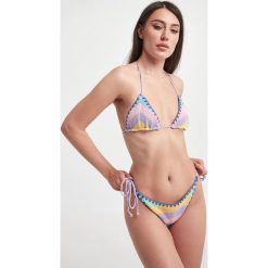 Góra od bikini Leah MC2 SAINT BARTH. Bikini MC2 SAINT BARTH, bez wzorów. W wyprzedaży za 216.77 zł.