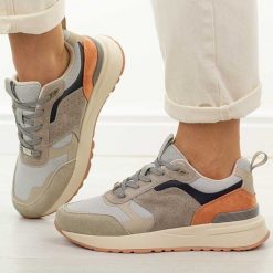 Beżowe bl skórzane półbuty damskie Filippo Dp7729/26. Brązowe półbuty damskie Filippo, na jesień, bez wzorów, z jeansu, z okrągłym noskiem, bez obcasa, na płaskiej podeszwie, bez zapięcia. Za 249.00 zł.