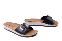 INBLU CP-55 014 czarny, klapki damskie. Czarne klapki damskie Inblu, bez wzorów, bez obcasa, bez zapięcia. Za 77.99 zł.