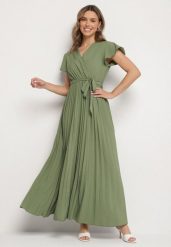 Ciemnozielona Elegancka Sukienka Maxi w Plisy z Kopertowym Dekoltem i Wiązaniem Thessi. Zielone sukienki damskie Born2be, bez wzorów, eleganckie, bez ramiączek. Za 79.99 zł.