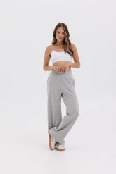 SPODNIE JESS SZARY MELANŻ XL - Flawless. Szare spodnie dresowe damskie Flawless, s, bez wzorów, z dresówki. Za 369.00 zł.