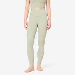 Legginsy do jogi i pilatesu Breathe. Zielone legginsy sportowe damskie DOMYOS, xs, bez wzorów, z elastanu, na jogę i pilates. Za 119.99 zł.