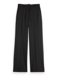 Scotch & Soda Spodnie w kolorze czarnym rozmiar: W28/L32. Czarne spodnie materiałowe damskie Scotch & Soda, bez wzorów, z materiału. Za 144.92 zł.