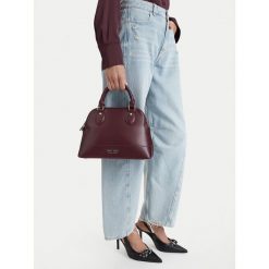 Torebka Nine West. Czerwone kuferki damskie Nine West, bez wzorów, bez dodatków. Za 249.99 zł.
