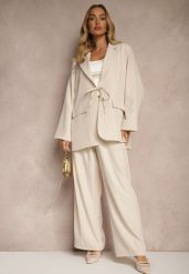 Beżowy Garniturowy Komplet z Wiązaną Marynarką i Prostymi Spodniami Tilinne. Brązowe marynarki i żakiety damskie Renee, uniwersalny, bez wzorów, eleganckie. Za 189.99 zł.