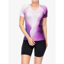 Koszulka biegowa damska Compressport Performance S/S T-Shirt. Fioletowe koszulki sportowe damskie Compressport, s, bez wzorów, bez ramiączek. Za 197.99 zł.