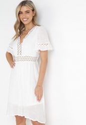 Biała Rozkloszowana Sukienka Mini z Koronkowymi Wstawkami i Gumkami w Pasie Jolen. Białe sukienki damskie Born2be, bez wzorów, z koronki, bez ramiączek. W wyprzedaży za 127.49 zł.