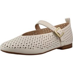 Sandały CLARKS FAWNA JANE Biały. Białe sandały damskie Clarks, bez wzorów, ze skóry, bez obcasa, bez zapięcia. Za 236.99 zł.