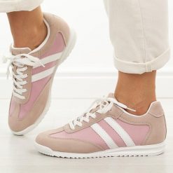 Różowe sportowe półbuty damskie McArthur Ma258w. Czerwone obuwie sportowe casual damskie McArthur, na jesień, bez wzorów, z dresówki, z okrągłym noskiem, bez obcasa, na płaskiej podeszwie, bez zapięcia. Za 219.00 zł.