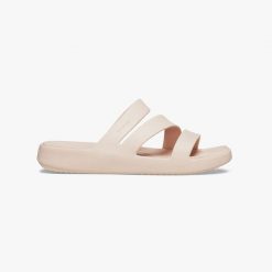 Klapki damskie do chodzenia Crocs GETAWAY STRAPPY. Brązowe klapki damskie Crocs, bez wzorów, bez obcasa, bez zapięcia. Za 159.00 zł.