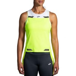 Koszulka do biegania damska Brooks Run Visible. Żółte koszulki damskie Brooks, bez wzorów, bez kołnierzyka, bez ramiączek. Za 226.55 zł.