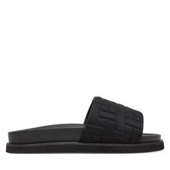 Klapki Gant. Czarne klapki damskie Gant, bez wzorów, bez obcasa, bez zapięcia. Za 189.99 zł.
