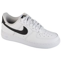 Buty sportowe Sneakersy damskie, Air Force 1 07. Białe obuwie sportowe casual damskie Nike, trekkingowe, Nike Air Force. Za 519.99 zł.