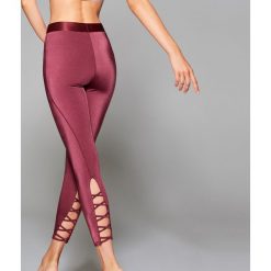 Sportowe legginsy Athleisure - Bordowy. Czerwone legginsy damskie Mohito. Za 89.99 zł.