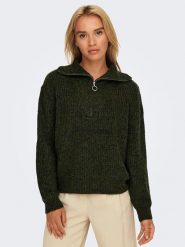 ONLY Sweter "Baker" w kolorze ciemnozielonym rozmiar: XS. Zielone swetry klasyczne damskie Only, xs, ze splotem, bez kołnierzyka. Za 52.79 zł.