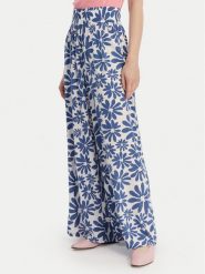 Roxy Spodnie materiałowe W126-RXLTR-1022-21P Niebieski Regular Fit. Niebieskie spodnie materiałowe damskie Roxy, bez wzorów, z materiału. Za 129.99 zł.