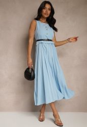 Niebieska Plisowana Sukienka o Rozkloszowanym Kroju Bez Rękawów z Paskiem z Klamrą Iffule. Niebieskie sukienki damskie Renee, bez wzorów, eleganckie, bez ramiączek. W wyprzedaży za 111.99 zł.