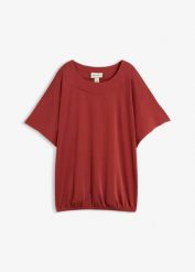 Koszulka oversize z miękkiego materiału z wiskozą. Czerwone bluzki damskie bonprix, bez wzorów, z wiskozy, bez kołnierzyka, bez ramiączek. Za 89.99 zł.