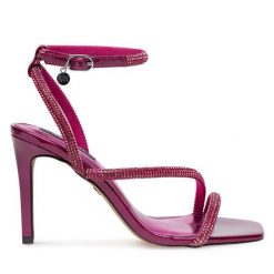 Sandały Nine West. Czerwone sandały damskie Nine West, bez wzorów, bez obcasa, na szpilce, bez zapięcia. Za 209.99 zł.