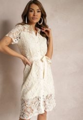 Beżowa Koszulowa Sukienka z Koronką Wiązana w Talii Daphnora. Brązowe sukienki damskie Renee, bez wzorów, z koronki, bez ramiączek. W wyprzedaży za 143.99 zł.