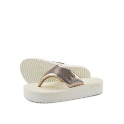 Japonki basenowe damskie Flip Flop Comfy Paddy. Białe klapki damskie Flip Flop, bez wzorów, bez obcasa, bez zapięcia. Za 111.55 zł.