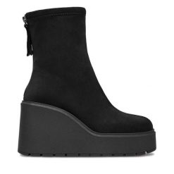 Botki DeeZee. Czarne botki damskie DeeZee, bez obcasa, na koturnie, bez zapięcia. Za 199.99 zł.