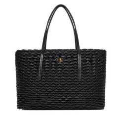 Torebka Calvin Klein. Czarne shopper bag Calvin Klein, bez wzorów, bez dodatków. Za 519.99 zł.