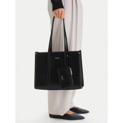 Torebka MEXX. Czarne torebki klasyczne damskie Mexx, bez dodatków. Za 199.99 zł.